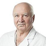 Врач Кириллов Вадим Алексеевич