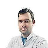Врач Матросов Роман Александрович